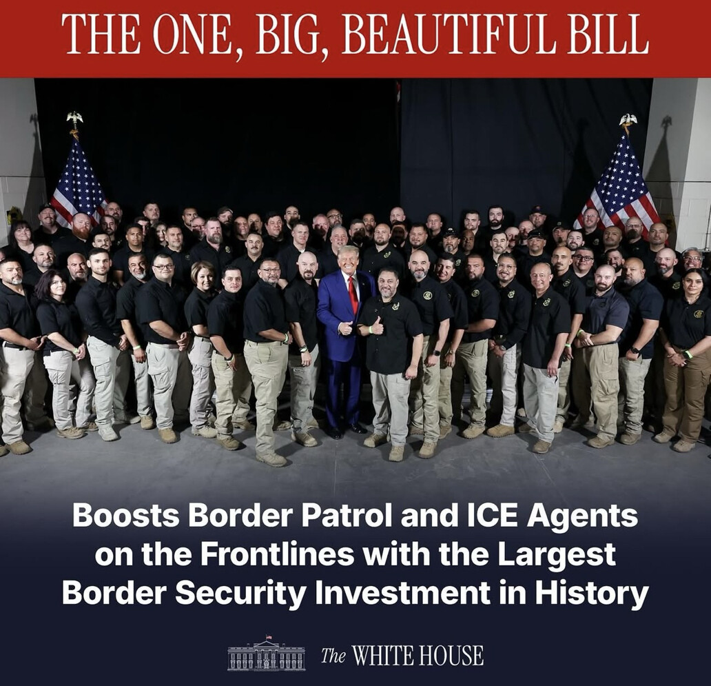 picture of Trump with a group of people