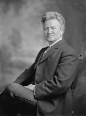 Photo of Robert La Follette